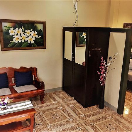 Eidi Homestay Nong Kung Si Экстерьер фото